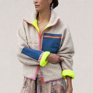 ISO Sandy Liang Izzy LCD exclusive cream fleece in XXS/XS/0